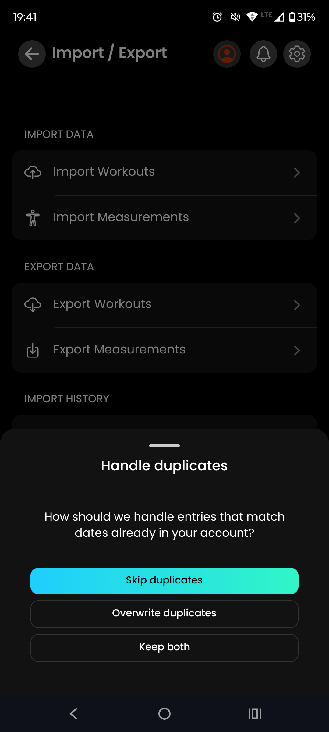 شاشة معالجة التكرارات في Gainflow أثناء استيراد CSV من Hevy